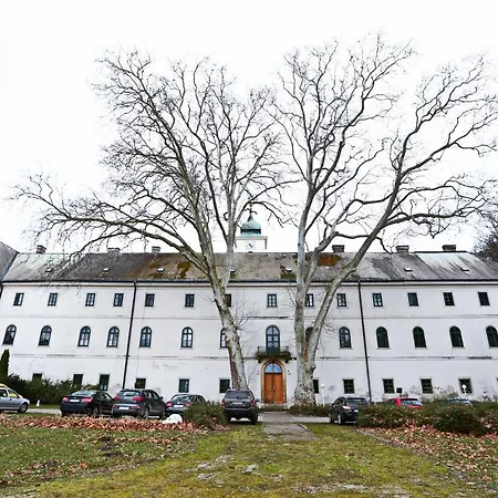 Historicky Putnicky Dom Marianka